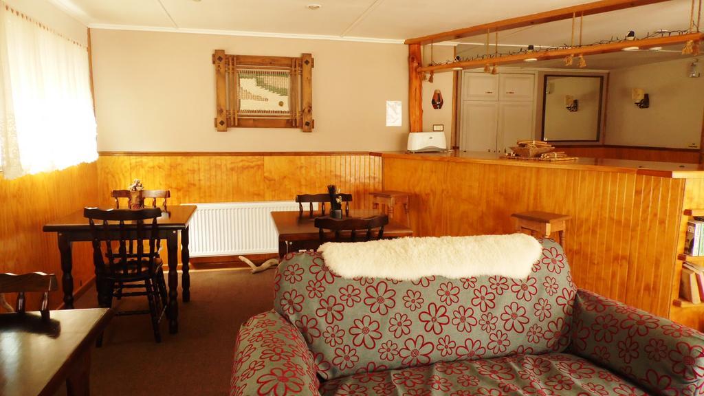 Big Bang Patagonia - Traveler Assistance Bed and Breakfast Πουέρτο Νατάλες Εξωτερικό φωτογραφία