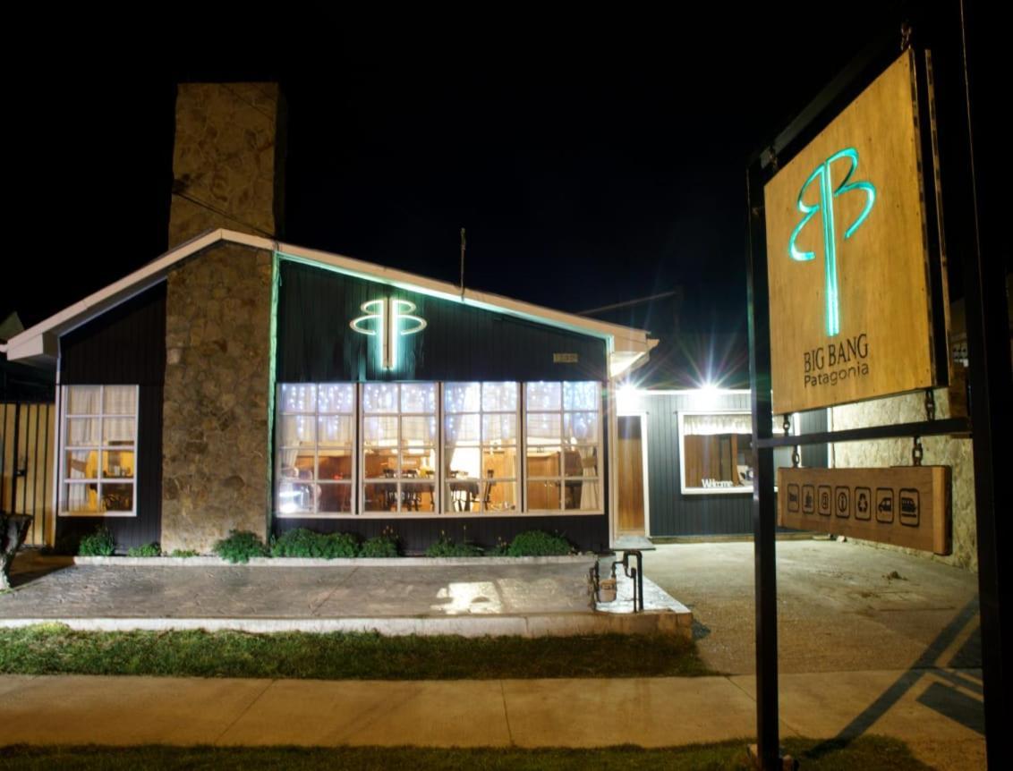 Big Bang Patagonia - Traveler Assistance Bed and Breakfast Πουέρτο Νατάλες Εξωτερικό φωτογραφία